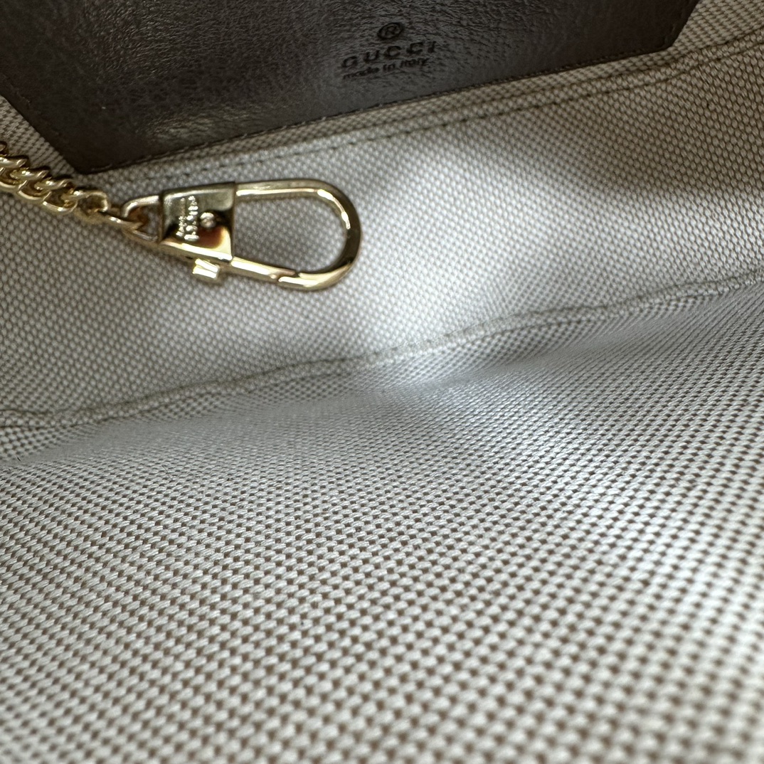 Gucci Hobo Bags